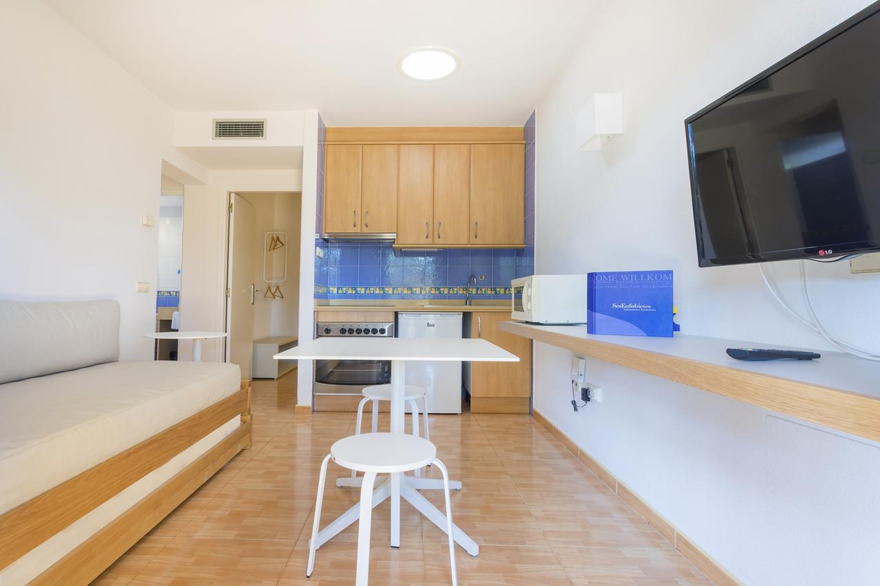 Ses Eufabietes Apartments & Restaurant 플라야미그호른 외부 사진